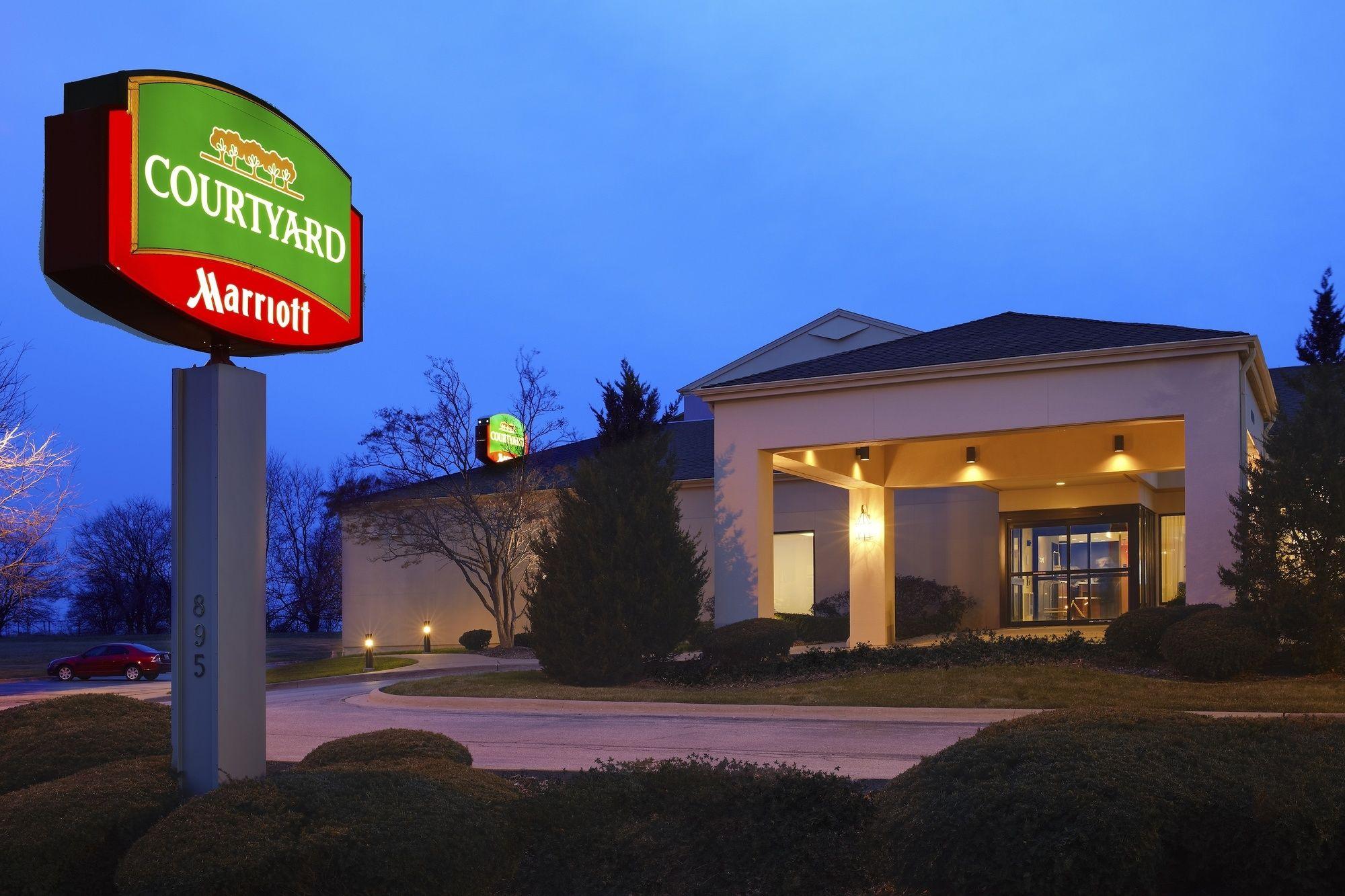 Iowa Inn Bettendorf Quad Cities Eksteriør billede