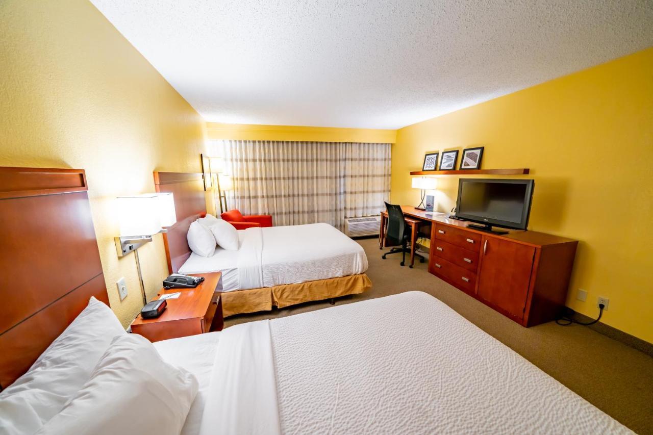 Iowa Inn Bettendorf Quad Cities Eksteriør billede