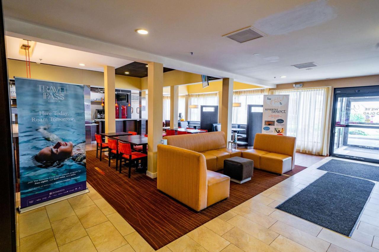 Iowa Inn Bettendorf Quad Cities Eksteriør billede