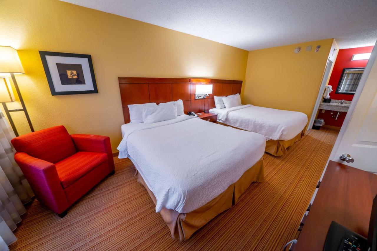 Iowa Inn Bettendorf Quad Cities Eksteriør billede